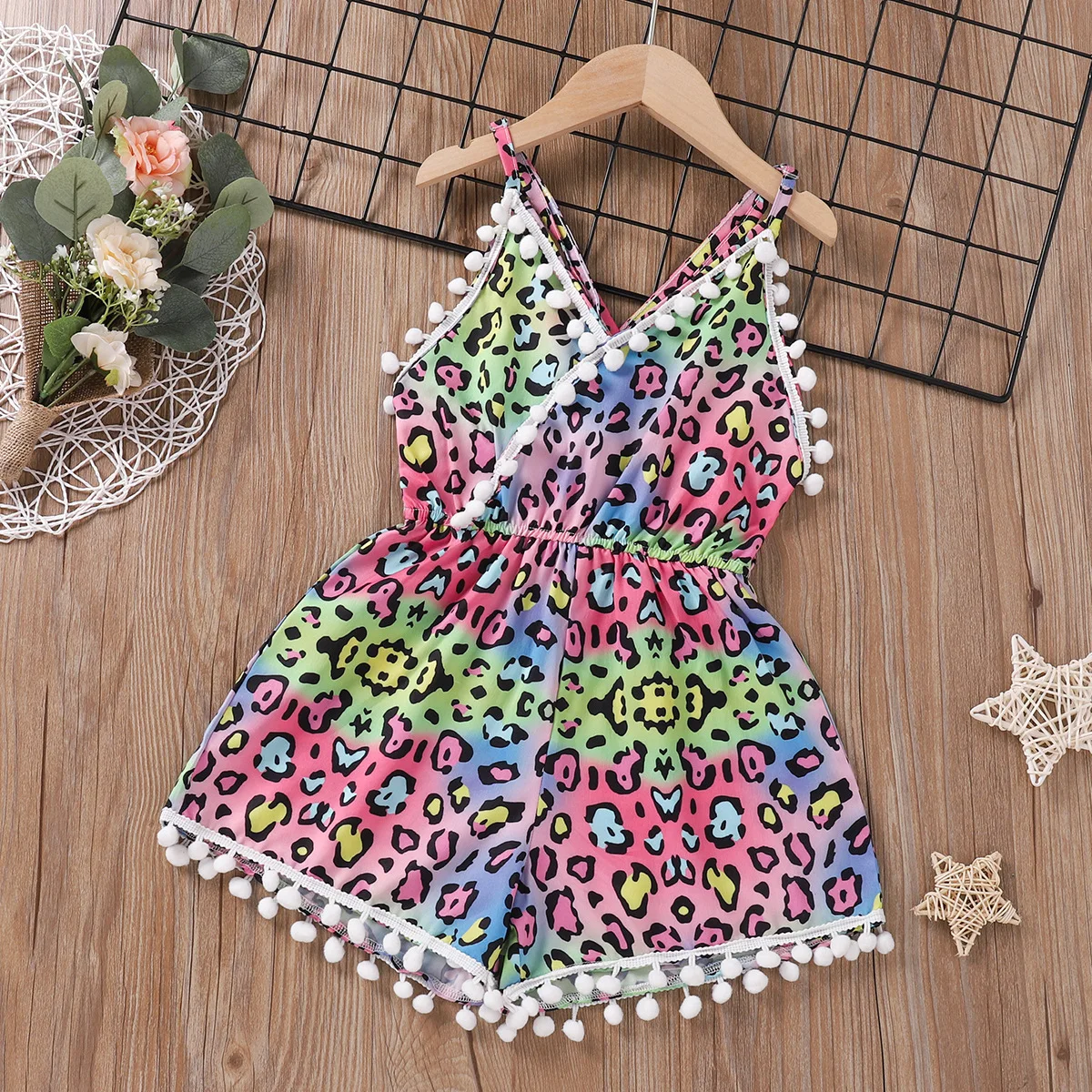 

Lovely Kids Jumpsuit Baby Girls Colorful Leopard Print V-Neck Sleeveless Romper Playsuits for Summer Fall 18 Months-6 Years