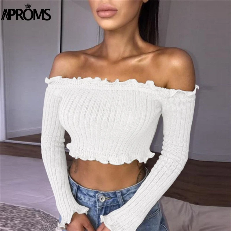 Aproms белый вязаный Топ Sexy с плеча оборками Безрукавки для женщин Для женщин короткие Футболки для девочек вязать футболка Повседневное 90 s Прохладный уличной топики женские