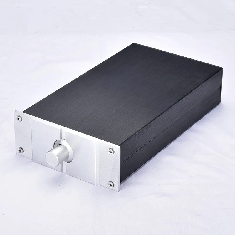 

Полностью алюминиевый корпус для наушников 1506x60x155 мм