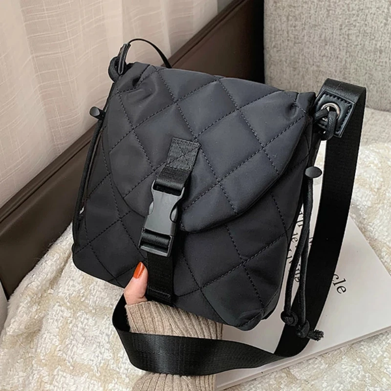 

Leisure Linge Oxford Cloth Crossbody Bags for Women 2021 Winter Luxury Bag Women's Trendy One-shoulder Sloping Bag