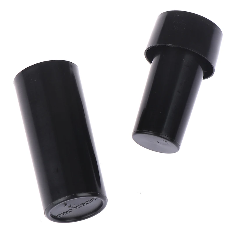 Деньги превращаются в водную магическую опору крупным планом магические трюки