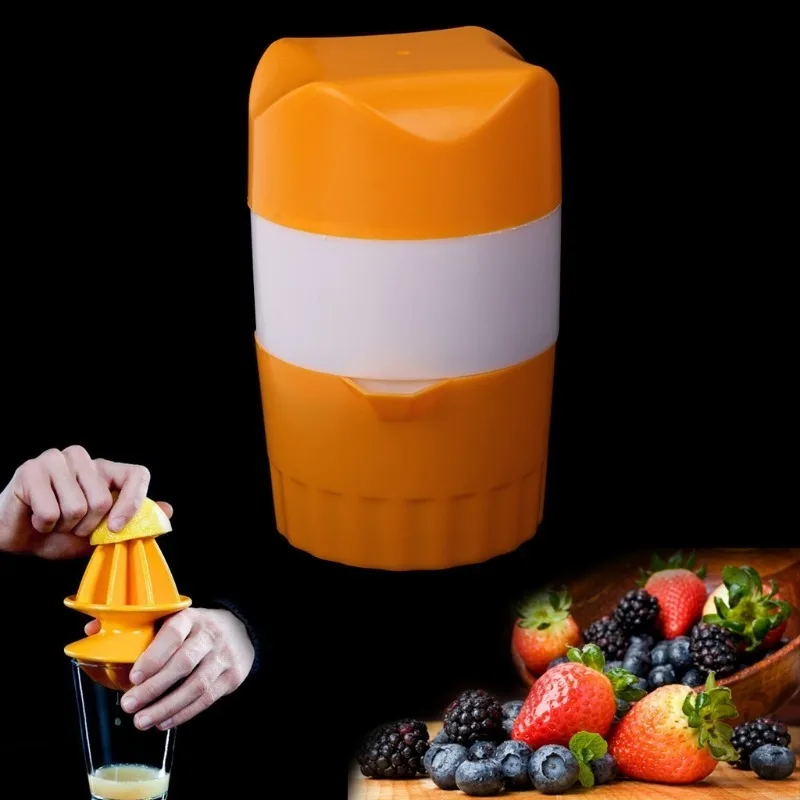 

Hand Juicer Citrus Orange Squeezer Manual Lid Rotation Press Reamer for Lemon Lime Grapefruit with Strainer and Container