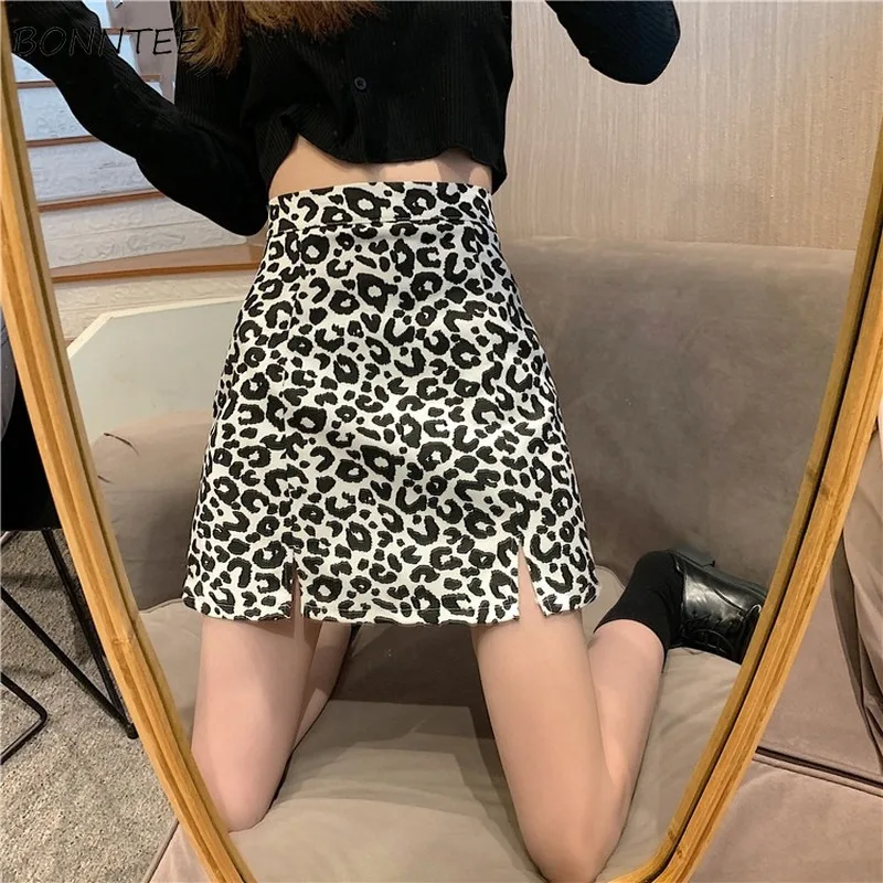 

Skirts Women Leopard Printed Mini Empire Casual Hips Split Sexy Lady Retro Slim Korean Style Autumn Hip Hop Trendy Hot Sale Fit