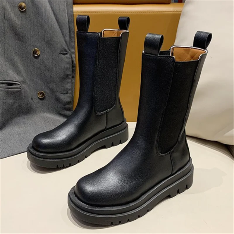 

Fashion Women's Autumn Winter New Platform British Style Short Tube Chelsea Boots Chunky Chimney Ankle Boots Zapatillas Mujer