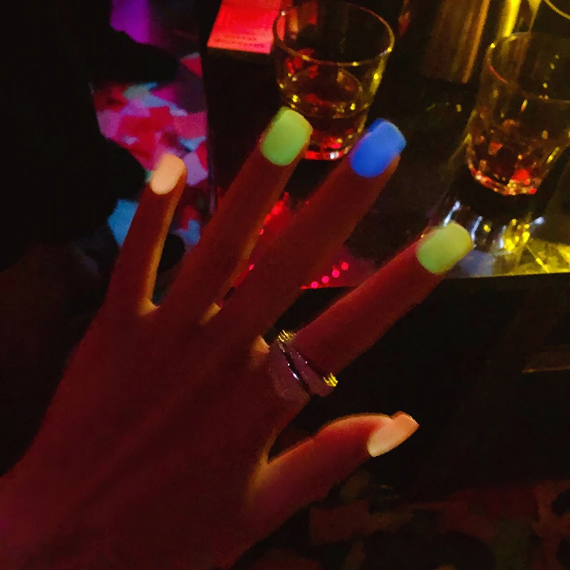 Luminous False Nails Nail Art Solid Color Short Fake Products Patch Light Treatment Accessories | Красота и здоровье