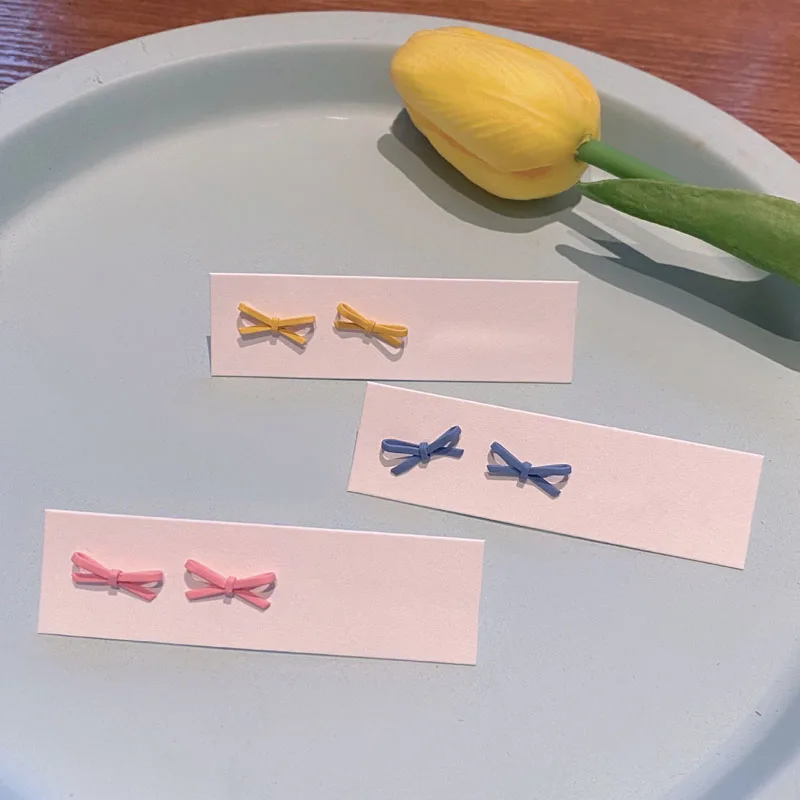 

Korean Stud Earrings Little Kawaii Cute Women Wholesale Sweet Solid Bow Knot Fashion Jewelry Girls Gift Exquisite Colorful Small