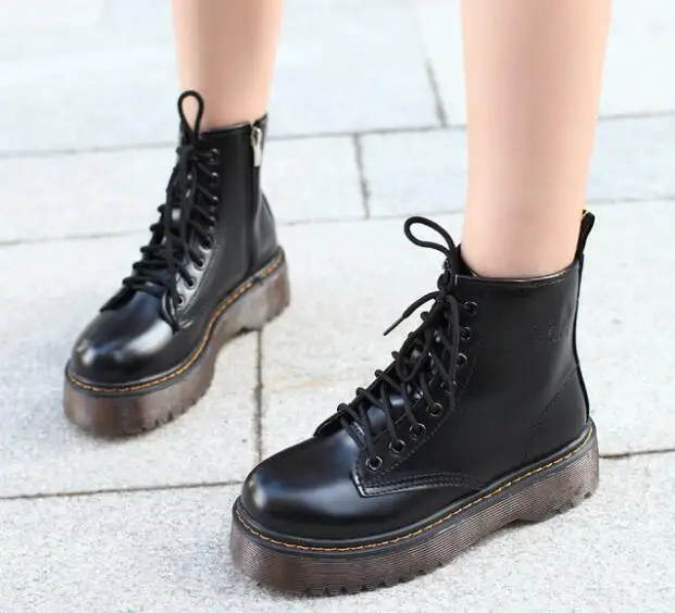 2019 г. Новая модная женская обувь Размеры 35-40 женские резиновые сапоги на низком