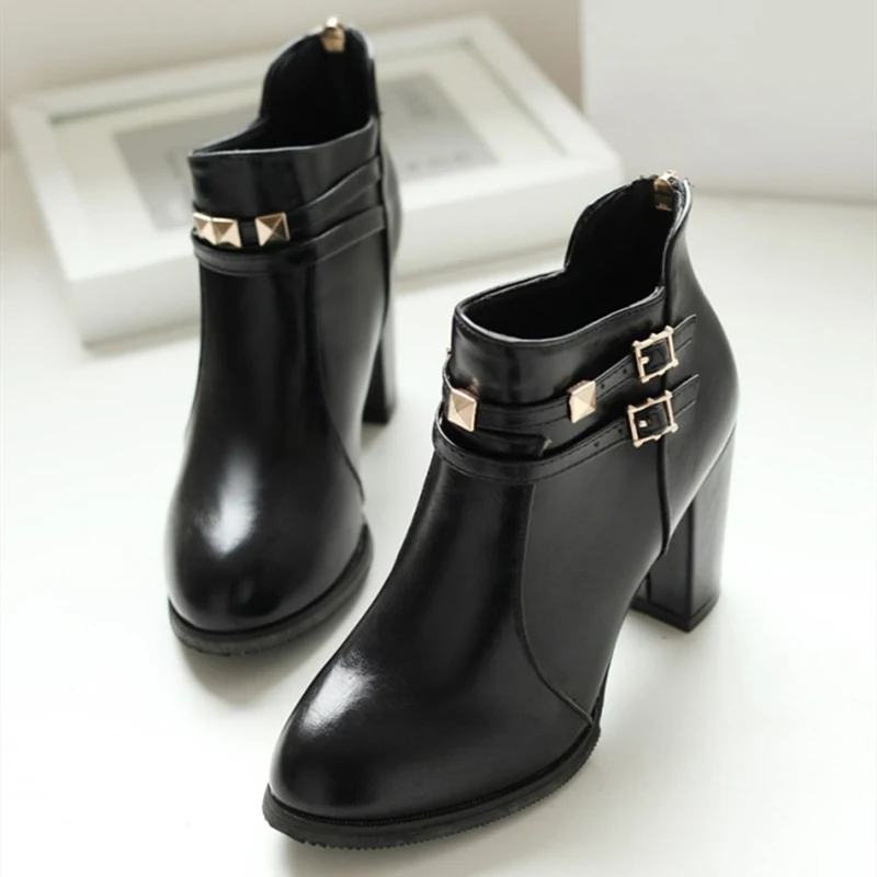 Осенние женские ботильоны Модные с пряжкой Повседневные туфли заклепками из
