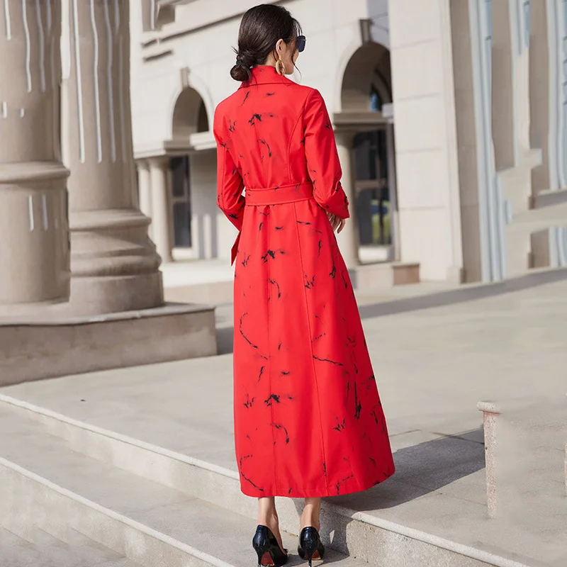 Тренчкот женский длинный с отложным воротником модная верхняя одежда красным