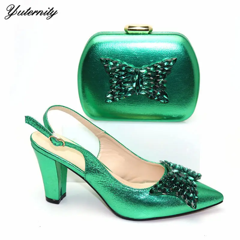 Высокое качество Стразы туфли-лодочки на каблуке (9 см) комплект из обуви и сумки