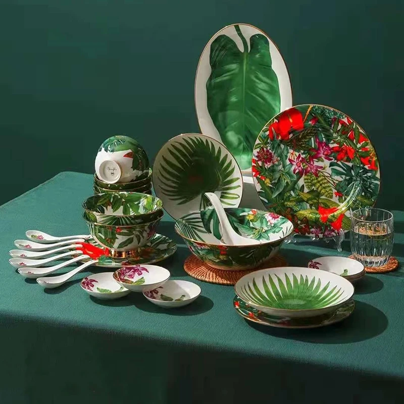 

Jungle Tableware Set Bone China Dinnerware Set Big Fish Plate Soup Bowl 28pcs /set Golden Rim Rice Bowl Flat Plate Flower Design