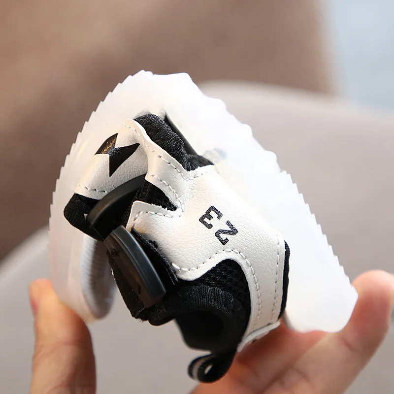 Детская обувь с двойной звездой Светодиодные фонари Сандалии для мальчиков