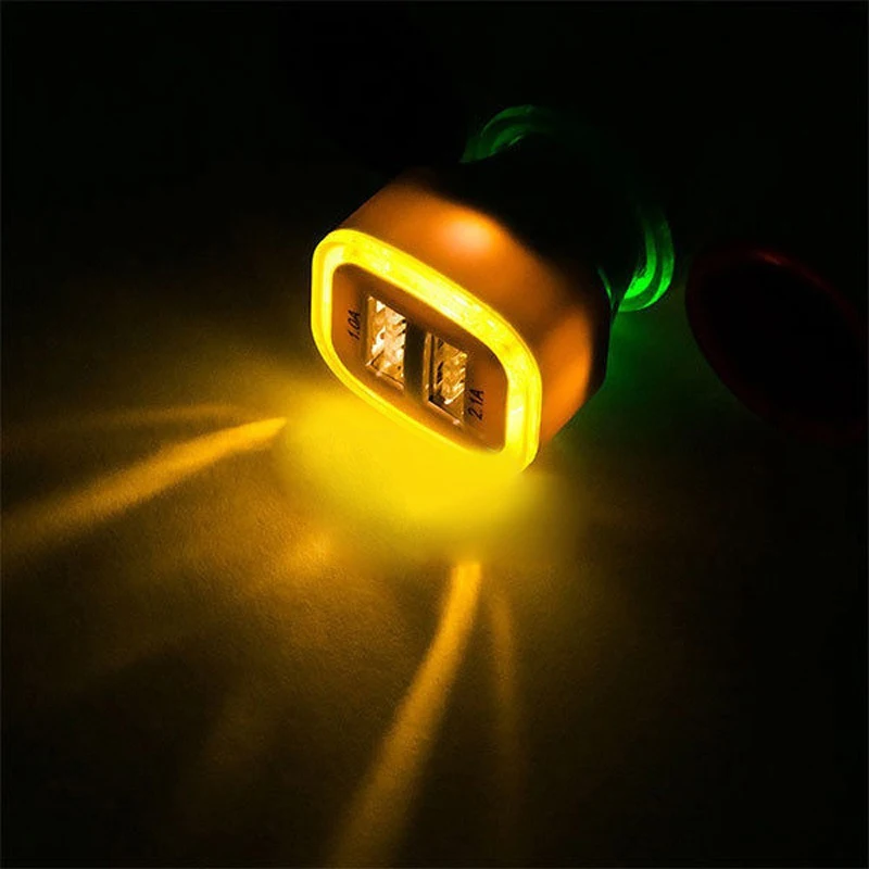 Автомобильное зарядное устройство с 2 мя USB портами 1 А|Орнаменты| |