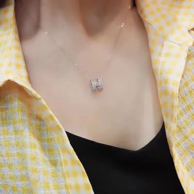 

H Necklace Women's White Gold Plating Selling High-End Luxury Diamond Niche Design Clavicle Chain Party Holiday Gifts 2021 New