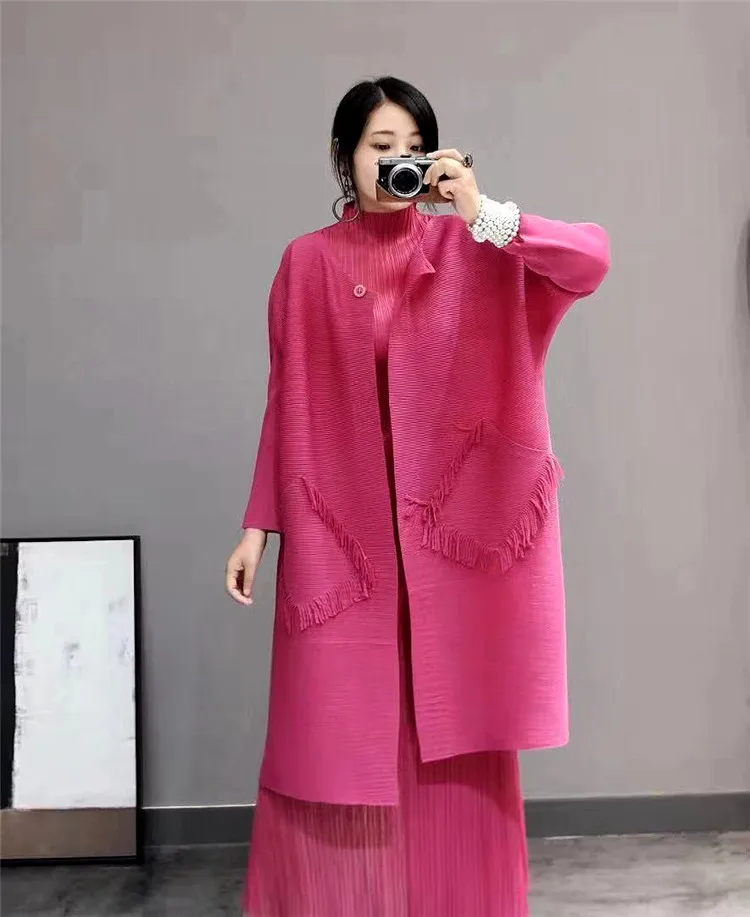 

Women's Fold Fringed Long Coat Spring and Autumn New Wild Over The Knee Trench Coat Creased Cardigan
