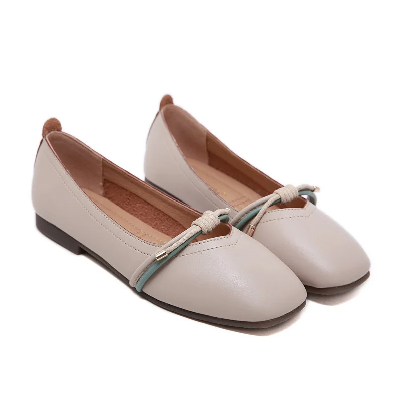 Новые женские туфли с открытым носком и квадратным на низком каблуке осень 2019