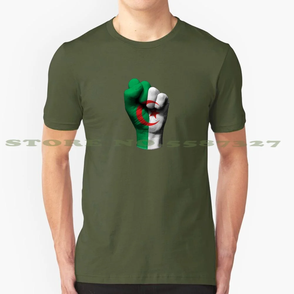 

Флаг Алжира на приподнятом сдержанном кулаке, черно-белая футболка для мужчин, женщин, мужчин, приподнятый кулак, сжатый кулак, алжирский ку...