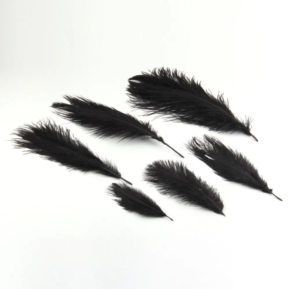 Красочные высококачественные натуральные перья страуса подходят к Рождеству