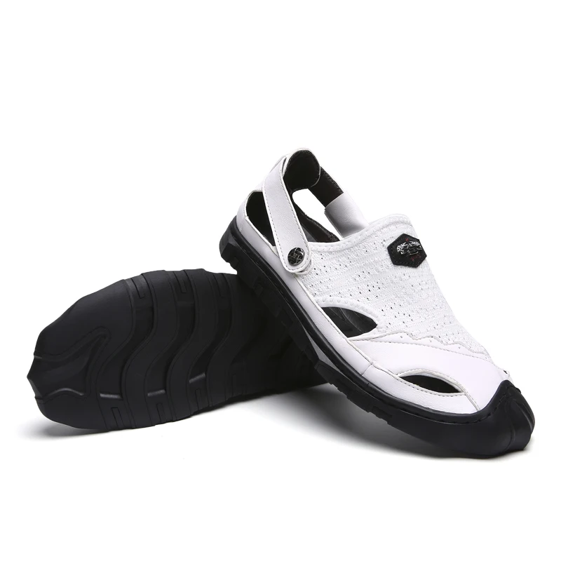 Мужские сандалии Новинка 2020 года Летние кожаные повседневные пляжные шлепанцы