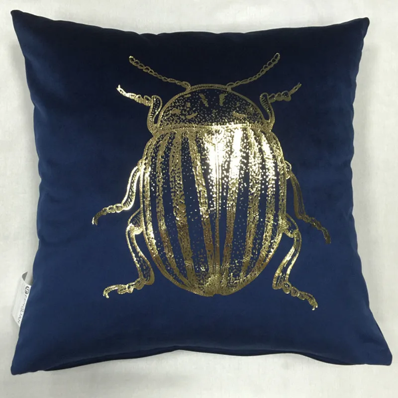 

Бархатный чехол для подушки с принтом насекомых