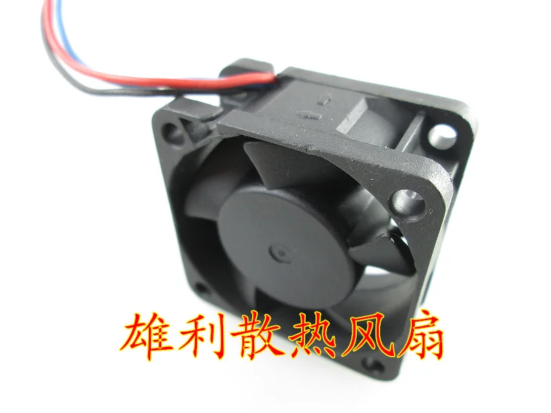 

NEW AD0405LB-C56 5V 0.14A 4CM 4020 3wire Motor protection cooling