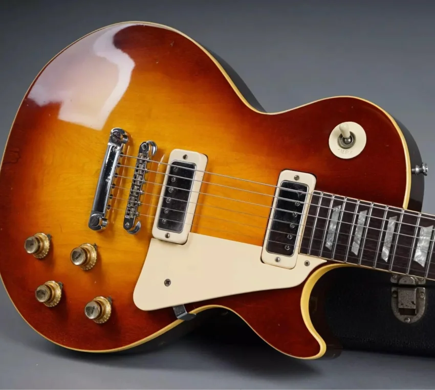 

Пользовательская электрическая гитара, корпус из красного дерева, гриф из красного дерева, хромированная фурнитура, цвет вишни, отделка из ...