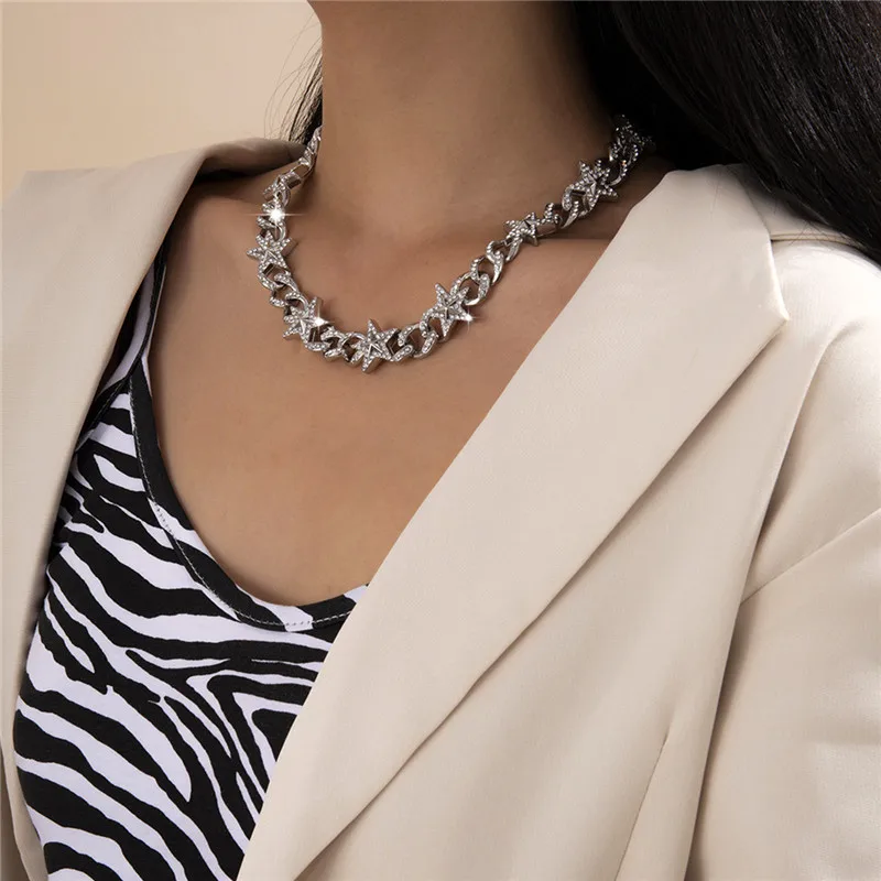 

2021 Korean Version Fashion All-match Cuban Buckle Chain Female Necklace Jewelry Simple Temperament Diamond Small Star Necklace