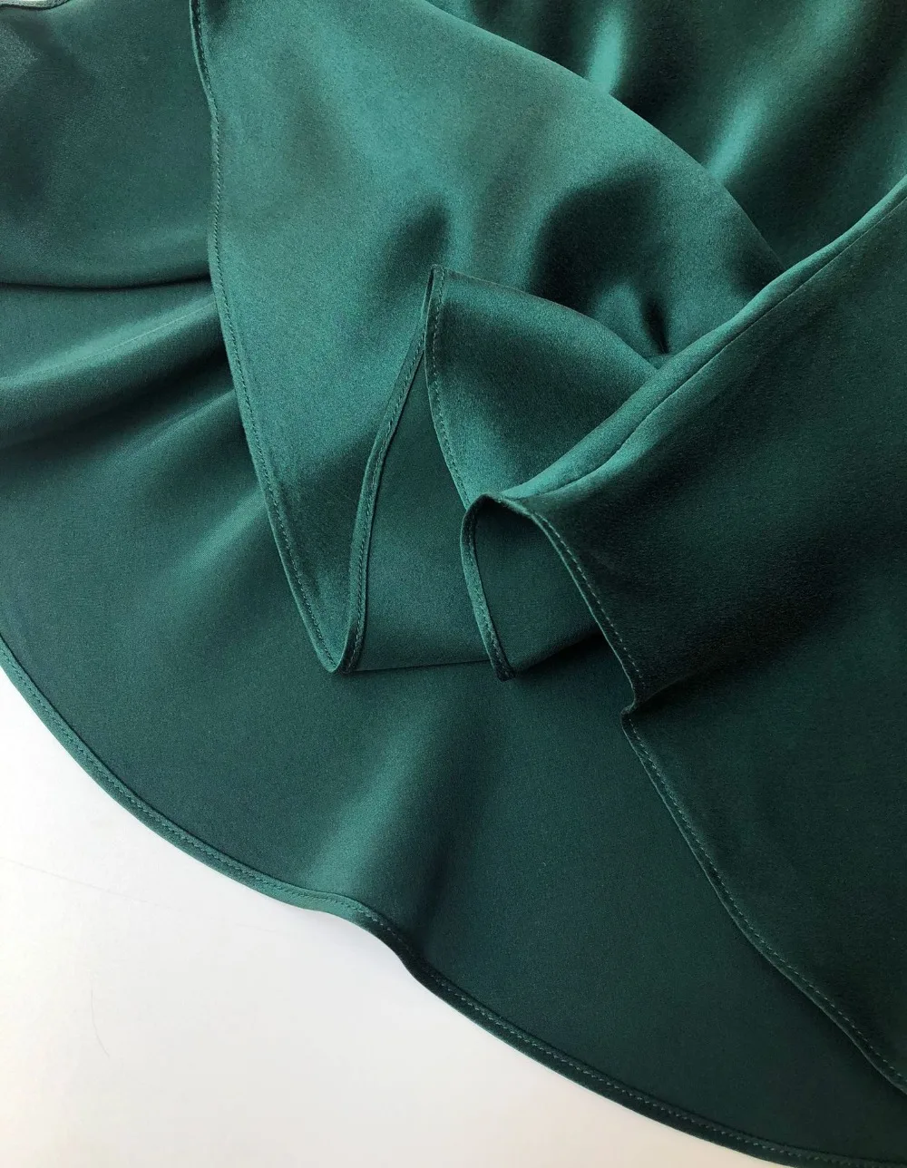 

New Women Silk Mermaid Skirt Elastic High Waist Office Ladies Elegant Midi Skirt Autumn WInter