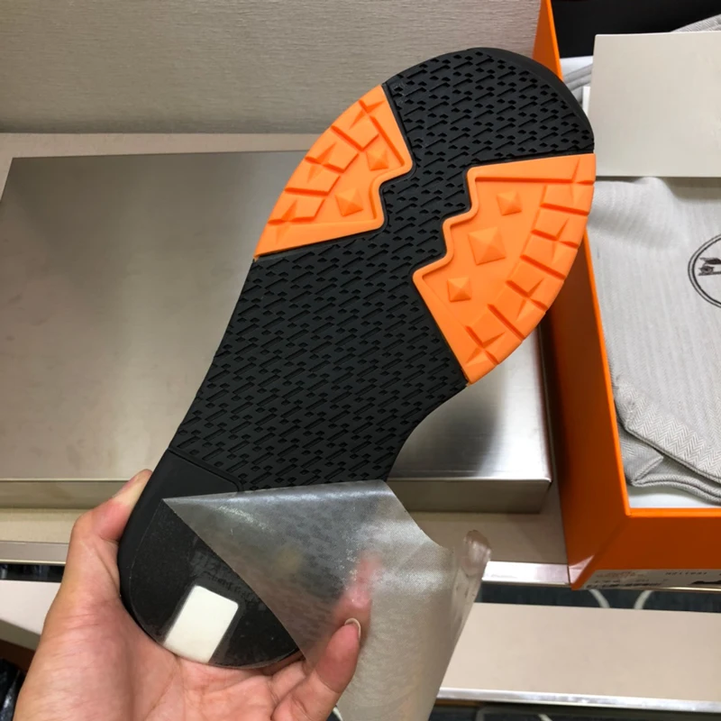 

Exclusive original mercerized cloth / calfskin! Inside the crystal sheep, latex backing! Original TPU bottoms! Quality details