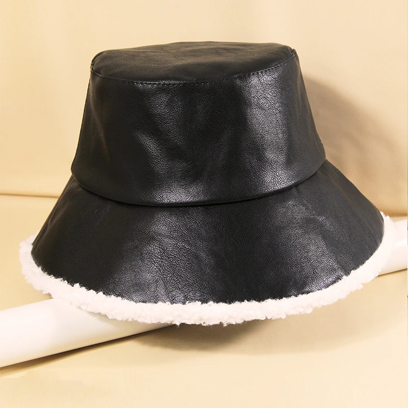 

Fashion PU Faux Fur Trim Bucket Hat Women Outdoor Panama Hat for Korean Version of Lamb Autumn and Winter Girl Bob Fisherman Hat