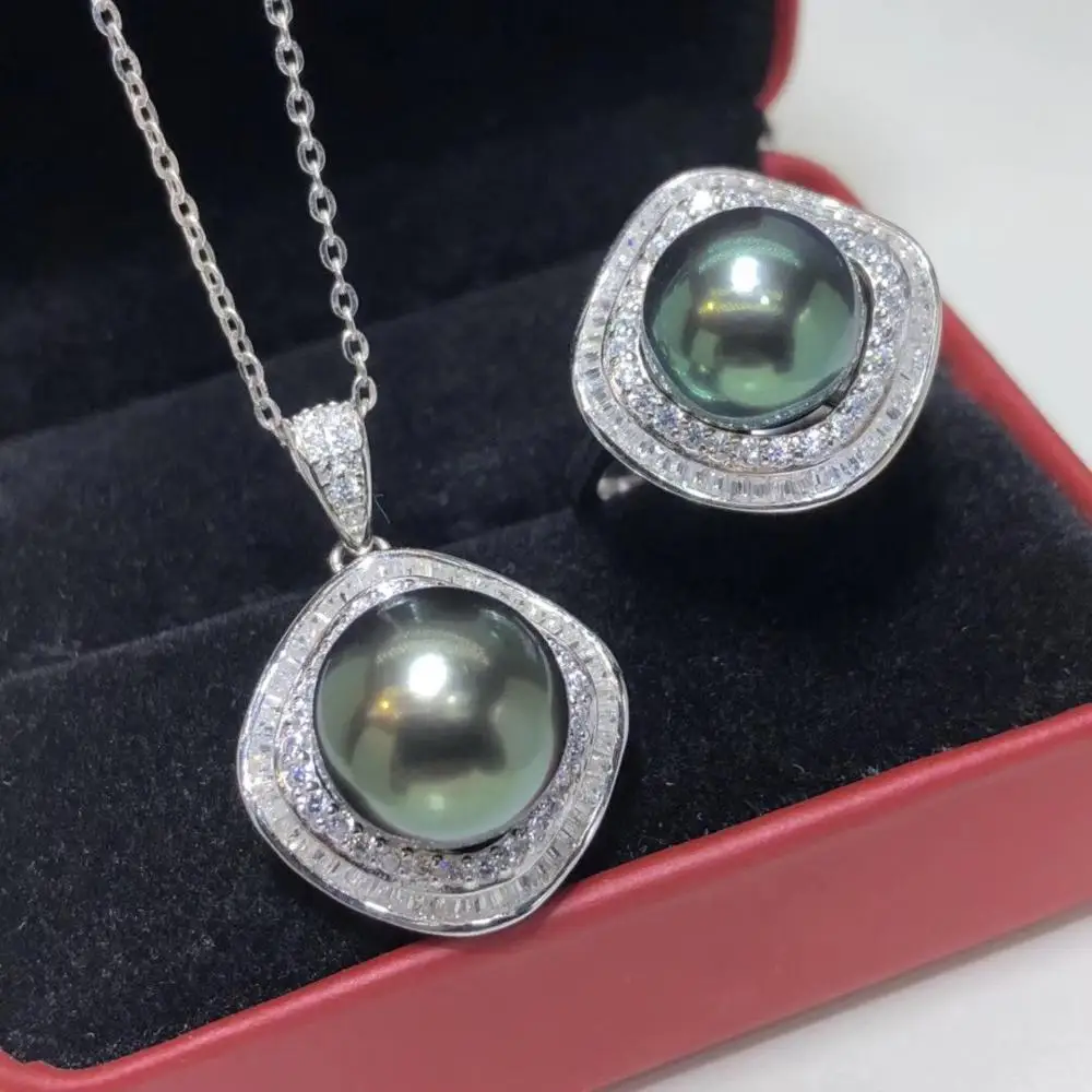 Набор женских ювелирных украшений с натуральным жемчугом черного цвета 9-11 мм |