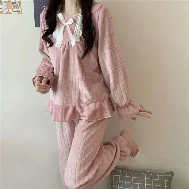 Coral Velvet Autumn and Winter Pajamas Women's New Thickened Plush Two-piece Suit Sweet Princess Style Flannel Home Clothes