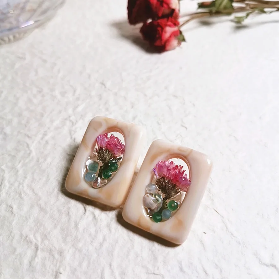 Женские серьги гвоздики с натуральным цветком в винтажном стиле|Серьги-гвоздики|