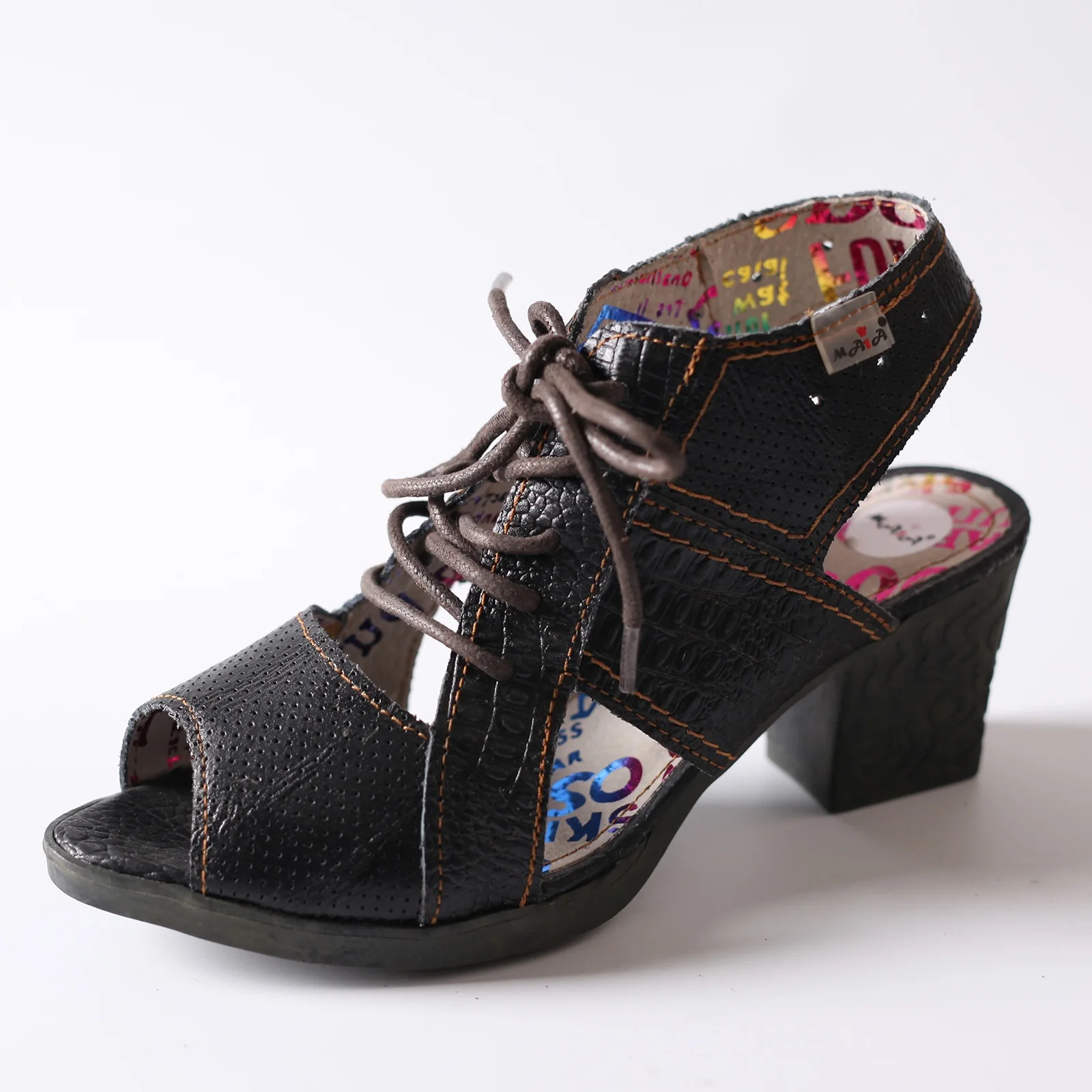 Новинка 2024 красивая женская повседневная обувь с корнями модная кожаная