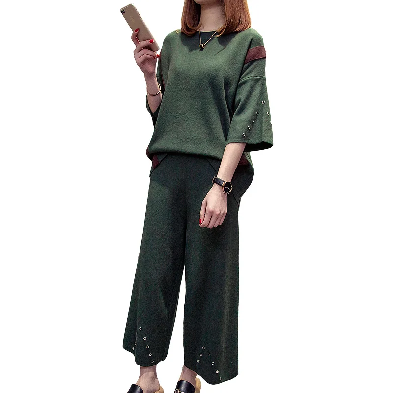 Свитер и брюки трикотажный женский наряд весенние Трикотажные костюмы для