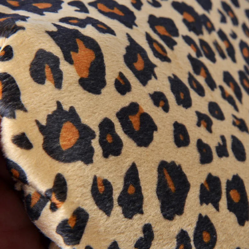 

Leopard Print Car Seat Cover Four Seasons Universal Steering Wheel Shoulder Pad 12-Piece Car Seat Cover