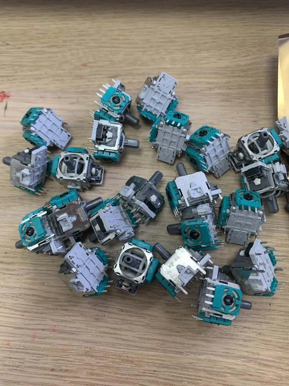 20 шт./лот Оригинальная клавиатура ALPS green 3d ось аналоговая Кнопка джойстика для xbox