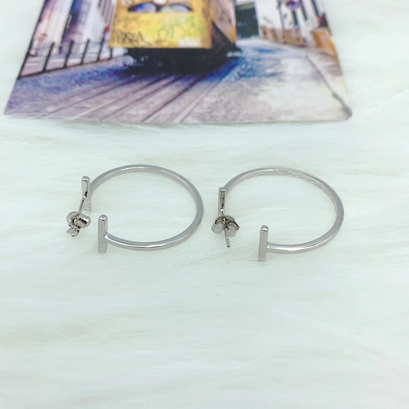 100% логотип S925 стерлингового серебра серьги серебро Цвет высокое качество для