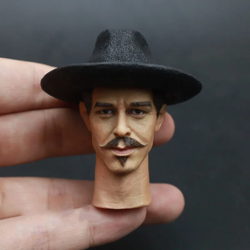 

1/6 Scale The Doc Holliday Cowboy Val Kilm with Hat Head Carving Gunner Man Head Sculpture for 12inch Male Action Figure Body
