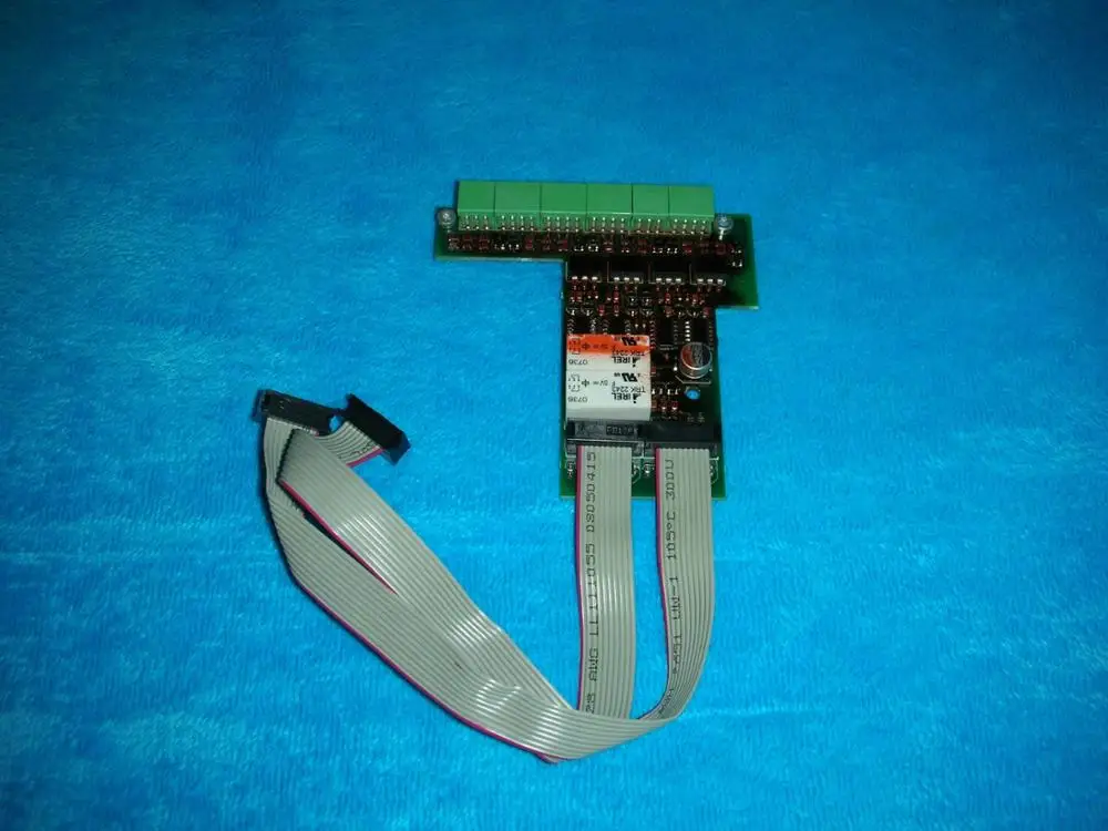 

1 ПК б/у AMK KW-DEF1