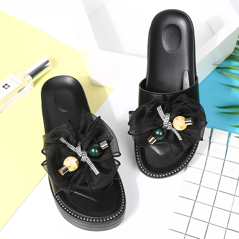 

Low House Slippers Platform Summer Women's Shoes Slides Flock Pantofle Jelly Flip Flops Fashion Flat Soft 2021 Glitter Luxury Cr