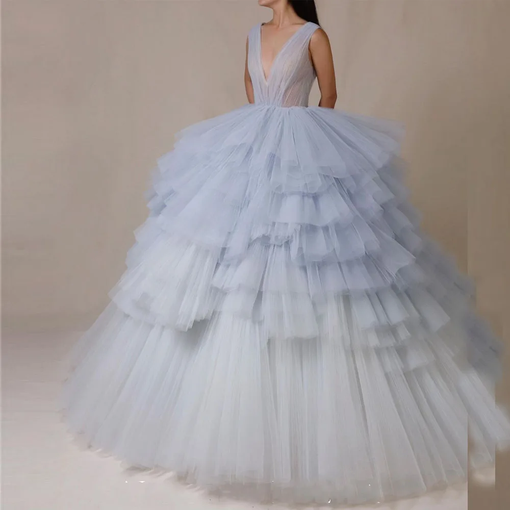 

Gradient Blue Color V-Neck Ball Gown Evening Party Dresses 2021 Zipper Back Ebvening Gowns Tulle Formal Dress