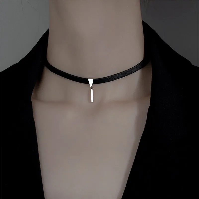 

925 Sterling Silver Black Leather Triangle Charm Necklace Pendant For Women Wedding Party Jewelry Accessories Choker dz074