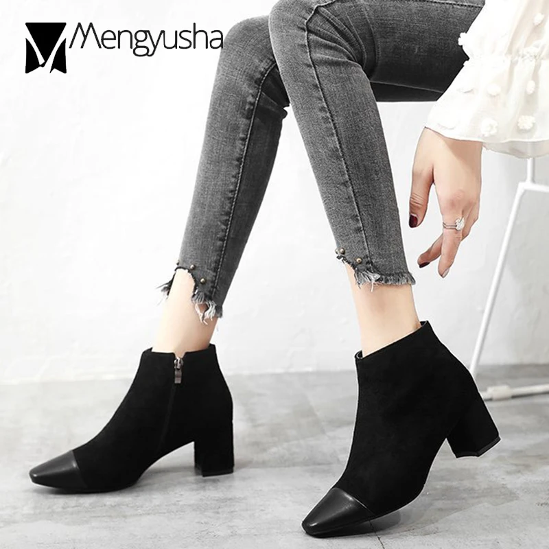 Черные Лоскутные Швейные короткие зимние ботинки женские Ботинки martin из флока на