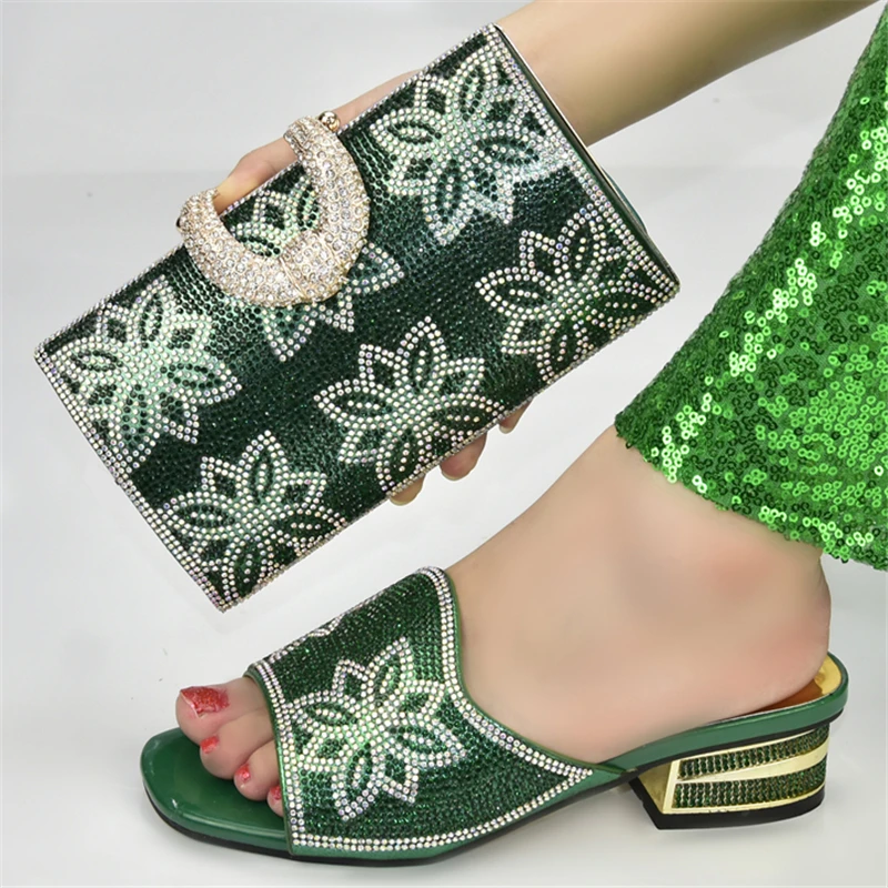 Новое поступление распродажа комплект женской подходящей обуви и сумочки