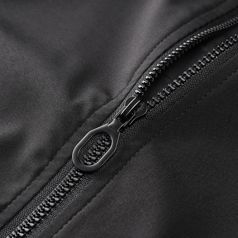 

Coats & Jackets
