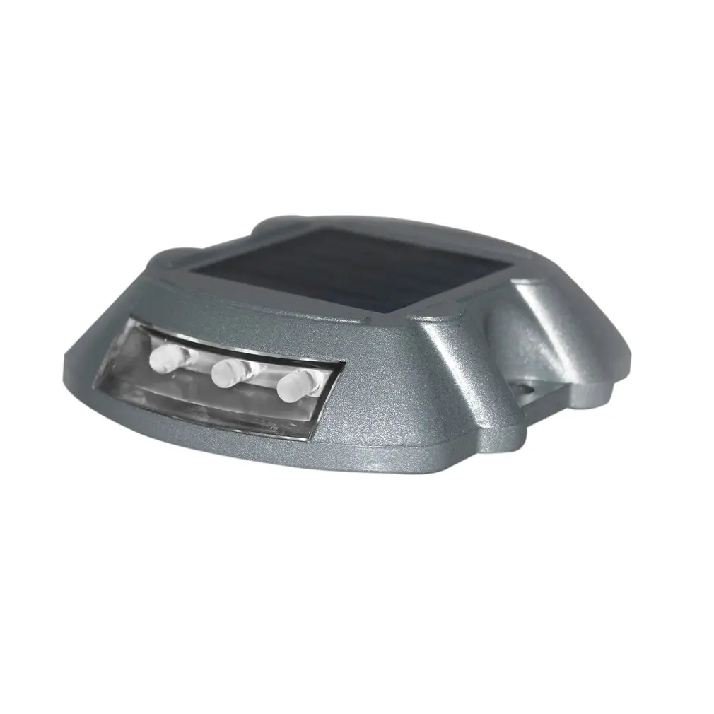 Водонепроницаемая светодиодная лампа на солнечной батарее с алюминиевым