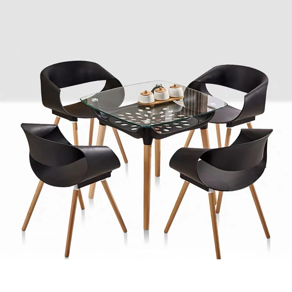 Домашний обеденный стол из закаленного стекла на ножках бука с подрамкой новый