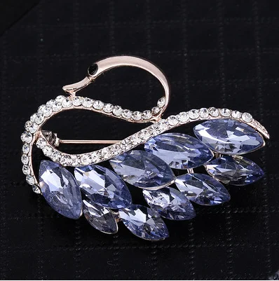 3 colors fashion creative brooch Autumn and winter scarf deduction silver swan | Украшения и аксессуары