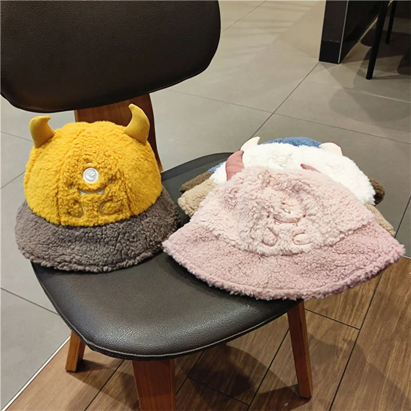 

Милая осенне-зимняя Панама из бычьего рога, женские пушистые теплые шапки-ушанки, милая уличная шапка, головной убор